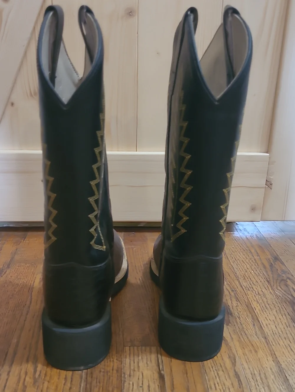 Old West Brown & Black Western Cowboy Boots with Gold Stitching